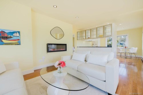 1865 Quamichan St, Victoria, BC 