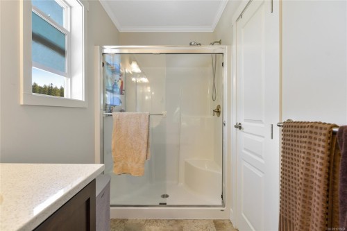 17 Saanich Ridge Dr, Central Saanich, BC 