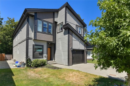 17 Saanich Ridge Dr, Central Saanich, BC 