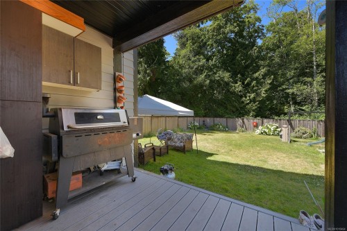 17 Saanich Ridge Dr, Central Saanich, BC 