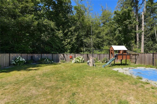 17 Saanich Ridge Dr, Central Saanich, BC 