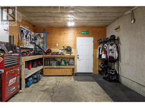 13x27 garage - 6454 Holbrook Road, Vernon, BC - Indoor Photo Showing Garage