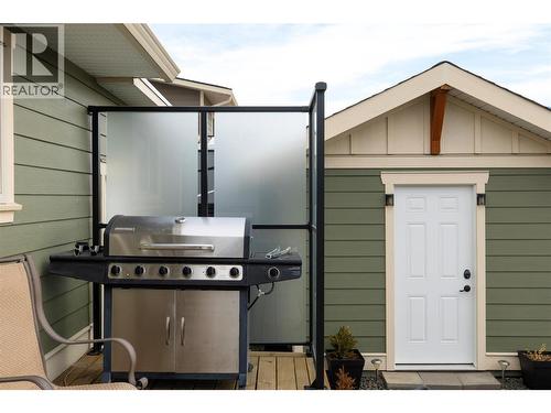 6454 Holbrook Road, Vernon, BC - Outdoor With Exterior