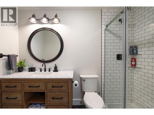 Ensuite - 6454 Holbrook Road, Vernon, BC - Indoor Photo Showing Bathroom