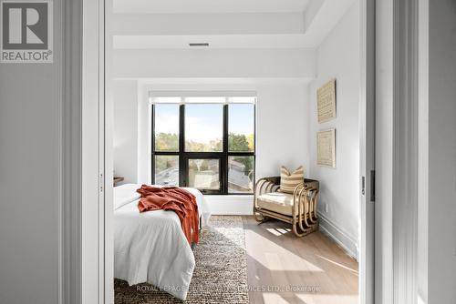 504 - 4 The Kingsway, Toronto, ON - Indoor Photo Showing Bedroom