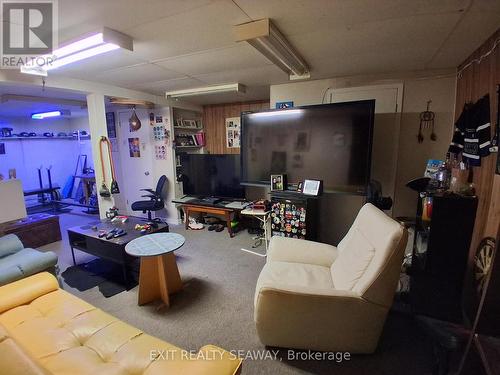 3337 Cadeb Avenue, Cornwall, ON - Indoor