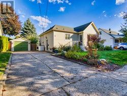 5 HEWKO STREET  St. Catharines (Fairview), ON L2N 2E2