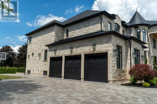 12 Hollywood Crescent, King, ON - Outdoor