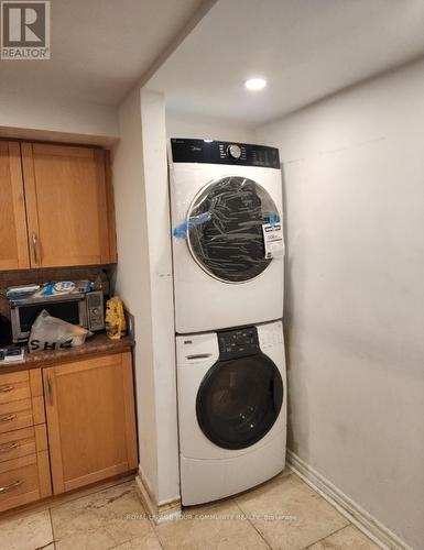 Bsmt - 284 Catering Road, Georgina, ON - Indoor Photo Showing Laundry Room