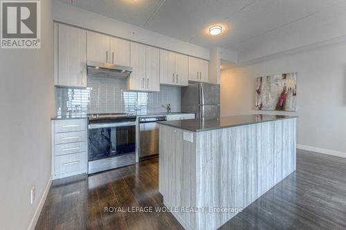 1207 - 15 Queen Street S, Hamilton, ON - Indoor Photo Showing Kitchen