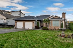 756 Bowen Dr  Campbell River, BC V9H 1S2