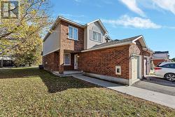 1556 TONILEE DRIVE  Ottawa, ON K1J 1C1