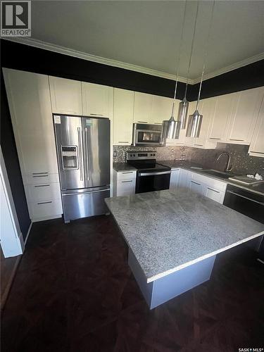 1940 Argyle Street, Regina, SK - Indoor Photo Showing Kitchen