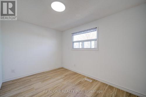 2525 Trident Avenue, Mississauga, ON - Indoor Photo Showing Other Room