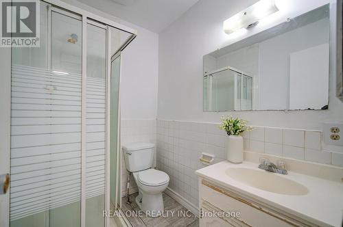 2525 Trident Avenue, Mississauga, ON - Indoor Photo Showing Bathroom