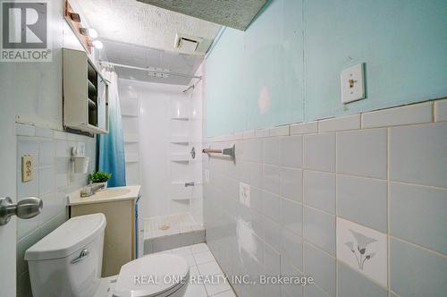 2525 Trident Avenue, Mississauga, ON - Indoor Photo Showing Bathroom