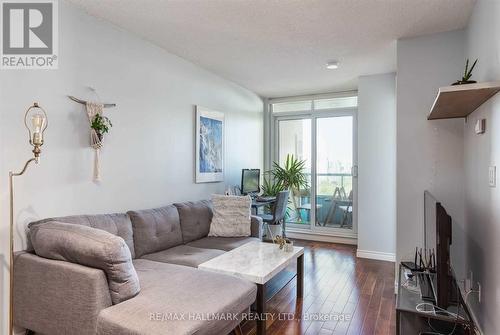 1113 - 17 Barberry Place, Toronto, ON - Indoor Photo Showing Living Room