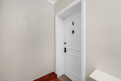 Hall - 5-2505 Av. Van Horne, Montréal (Côte-Des-Neiges/Notre-Dame-De-Grâce), QC - Indoor Photo Showing Other Room