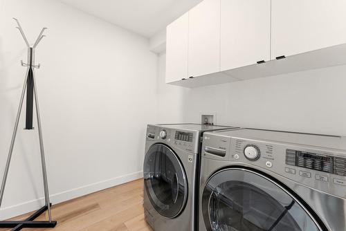 Salle de lavage - 40 Rue Du Dépôt, Waterloo, QC - Indoor Photo Showing Laundry Room