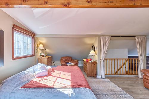 Chambre à coucher principale - 79 Ch. Vaillancourt, Saint-Donat, QC - Indoor Photo Showing Bedroom