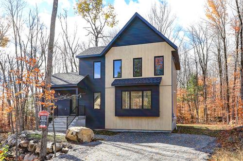 84 12e Avenue  Saint-Hippolyte, QC J8A 1E3