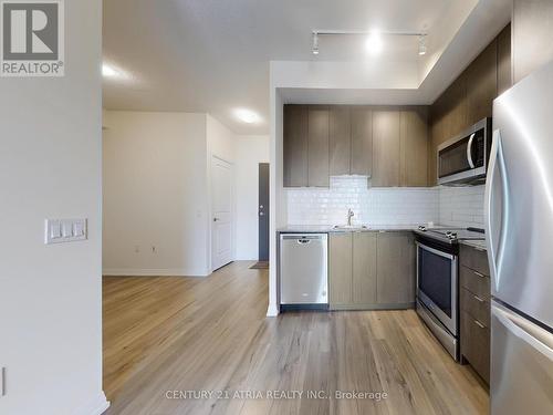 466 - 60 Ann O'Reilly Road, Toronto, ON - Indoor Photo Showing Kitchen