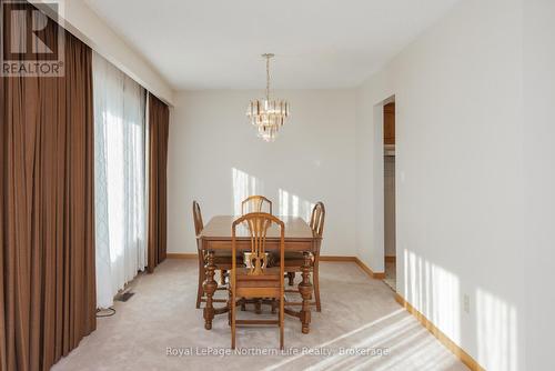 74 Belleview Crescent, North Bay (College Heights), ON - Indoor Photo Showing Dining Room