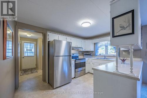 10085 Culloden Road, Bayham, ON - Indoor Photo Showing Kitchen
