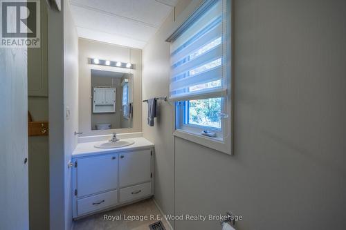 10085 Culloden Road, Bayham, ON - Indoor Photo Showing Bathroom