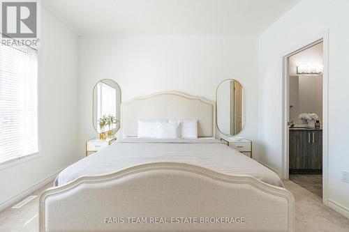 1 Harvest Crescent, Barrie, ON - Indoor Photo Showing Bedroom
