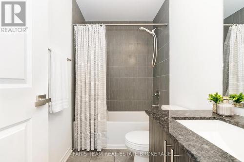 1 Harvest Crescent, Barrie, ON - Indoor Photo Showing Bathroom
