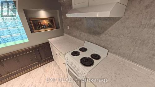 Bsmt - 40 Cranberry Lane, Aurora, ON - Indoor Photo Showing Other Room