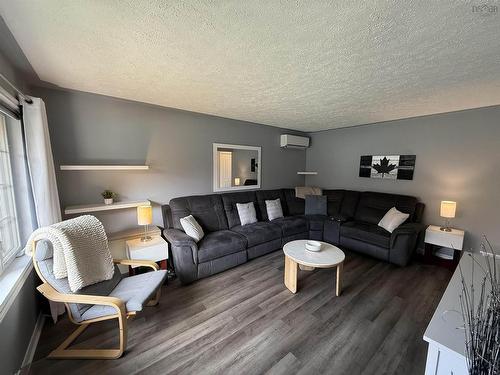 44 Flagstone Drive, Cole Harbour, NS 