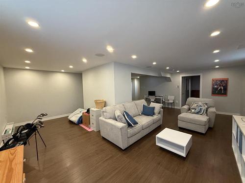 44 Flagstone Drive, Cole Harbour, NS 