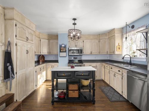 25 Maple Avenue, Hantsport, NS 