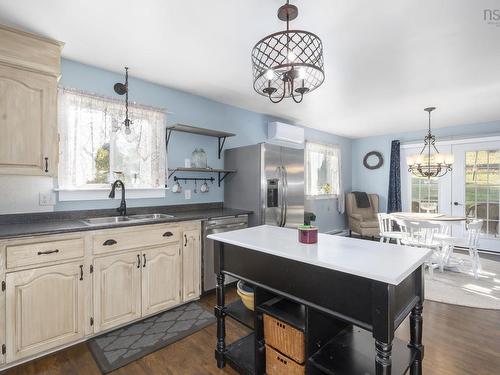 25 Maple Avenue, Hantsport, NS 