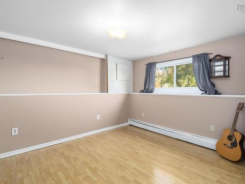 25 Maple Avenue, Hantsport, NS 