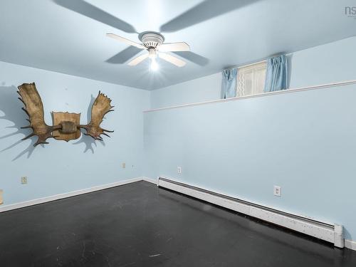 25 Maple Avenue, Hantsport, NS 