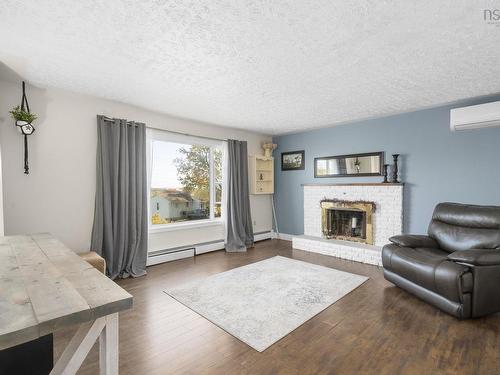 25 Maple Avenue, Hantsport, NS 