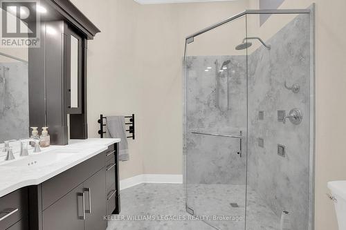 1202 - 223 Erb Street W, Waterloo, ON - Indoor Photo Showing Bathroom