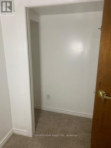 33 Olmstead Street, Hamilton, ON - Indoor Photo Showing Other Room