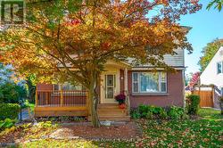 111 PRICE AVENUE  Welland (Prince Charles), ON L3C 3Y3