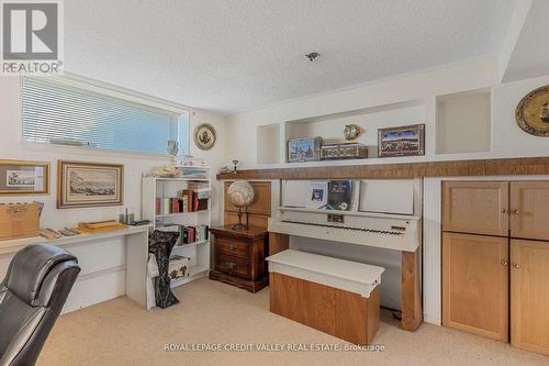 9 Norval Crescent, Brampton, ON - Indoor