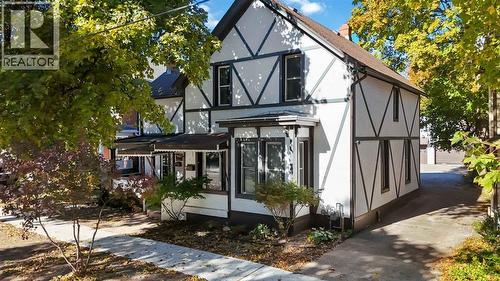 128 ESSEX STREET  Sarnia, ON N7T 4R7