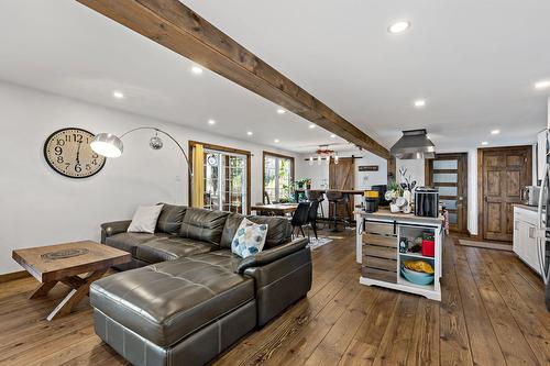 Salon - 2305 Ch. Des Mûriers, Nominingue, QC - Indoor Photo Showing Living Room