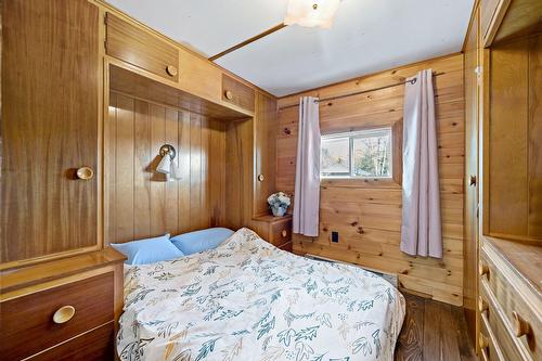 Chambre à coucher - 2305 Ch. Des Mûriers, Nominingue, QC - Indoor Photo Showing Bedroom