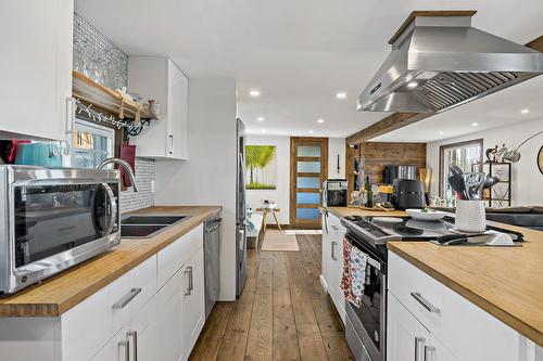 Cuisine - 2305 Ch. Des Mûriers, Nominingue, QC - Indoor Photo Showing Kitchen With Double Sink