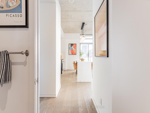 514-8 Gladstone Avenue, Toronto, ON - Indoor Photo Showing Other Room