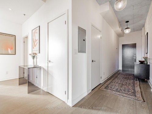 514-8 Gladstone Avenue, Toronto, ON - Indoor Photo Showing Other Room