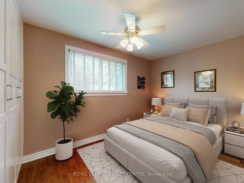 3199 Rymal Road, Mississauga, ON - Indoor Photo Showing Bedroom